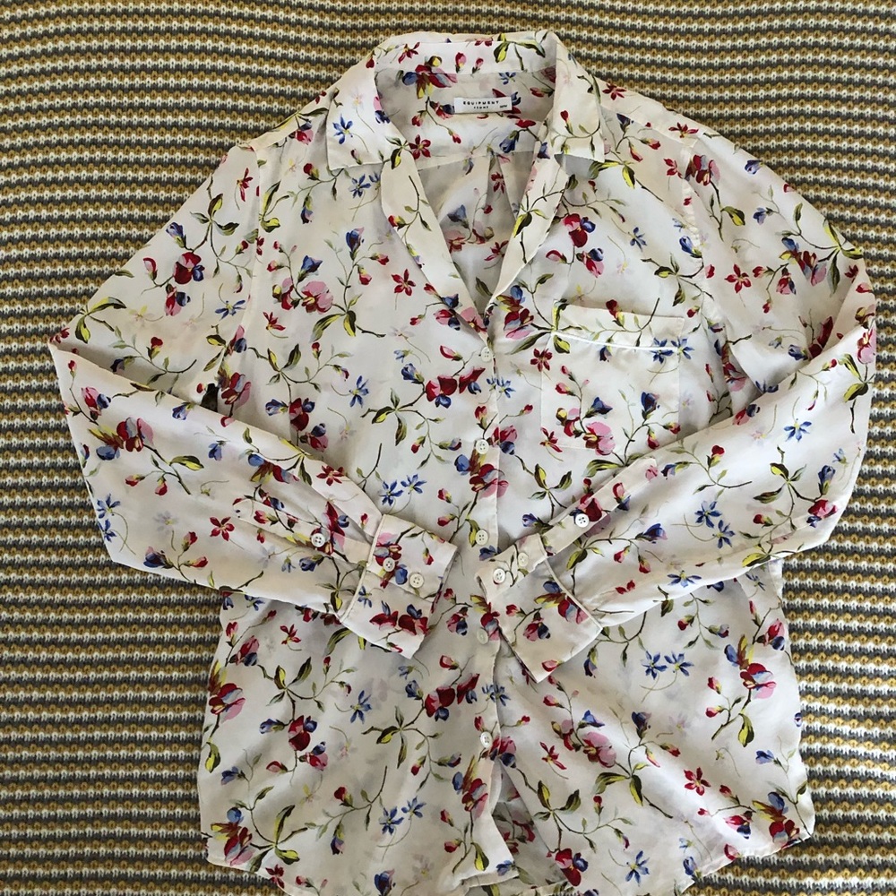 Floral, equipment, silk blouse. Medium.